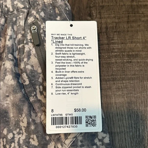 Lululemon Tracker LR Short 4in Lined size 8 - Picture 2 of 5